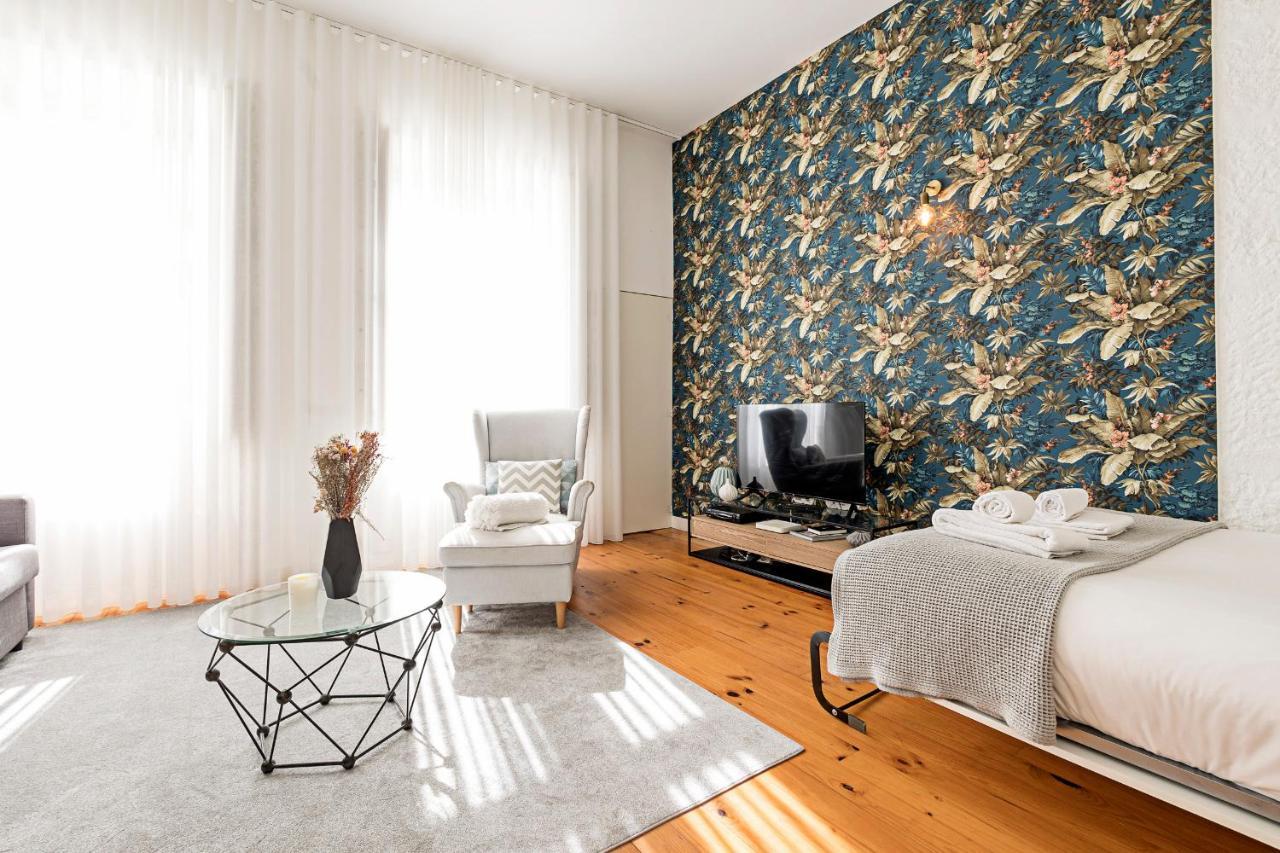 Lovelystay - Cativo Studio Downtown By Metro Station بورتو المظهر الخارجي الصورة