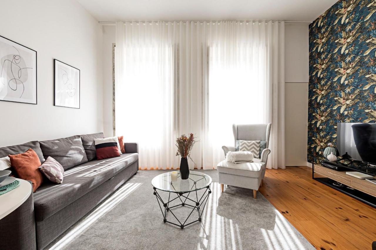 Lovelystay - Cativo Studio Downtown By Metro Station بورتو المظهر الخارجي الصورة